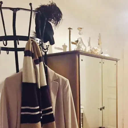Charmant, Hell & Zentral: 70 Qm Im Villenviertel Apartment Dresden